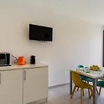 Apartment Le Scuderie 5